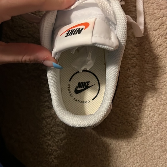 COPY - Nike blazers - Picture 2 of 4